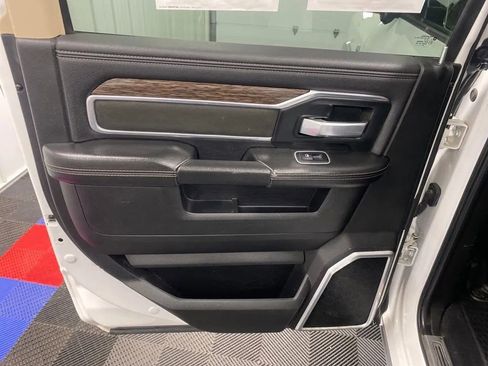 Used 2020 RAM 3500 Laramie image 14