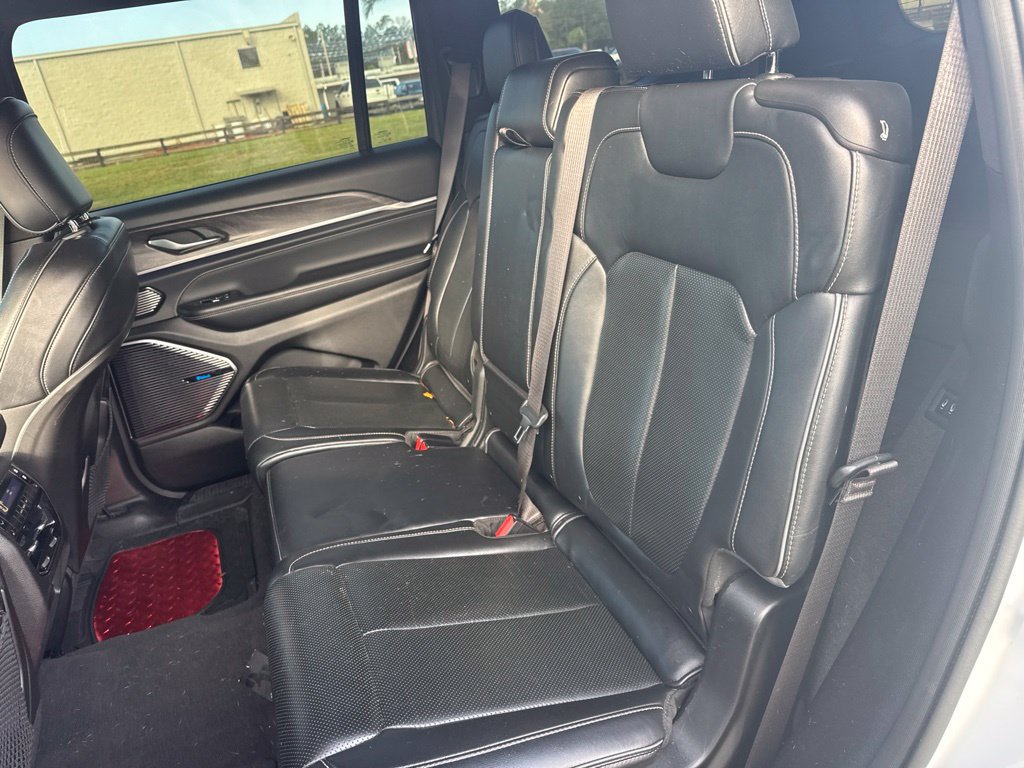 Used 2022 Jeep Grand Cherokee L Overland AWD/4WD image 12