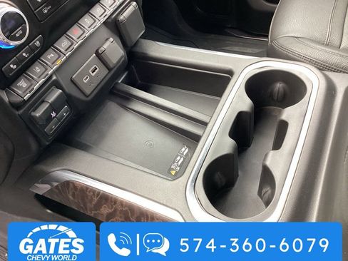 Used 2023 GMC Sierra 2500 Denali w/ Denali Ultimate Package image 35