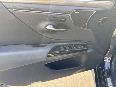 Used 2023 Lexus ES 350 F Sport image 8