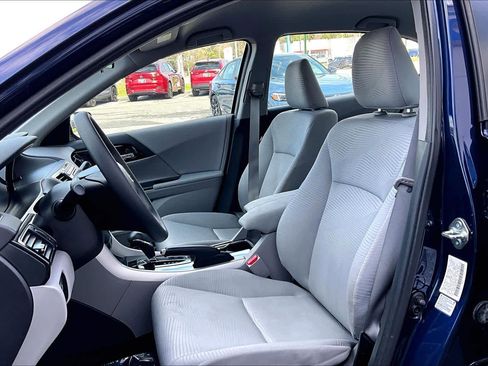 Used 2016 Honda Accord LX image 8