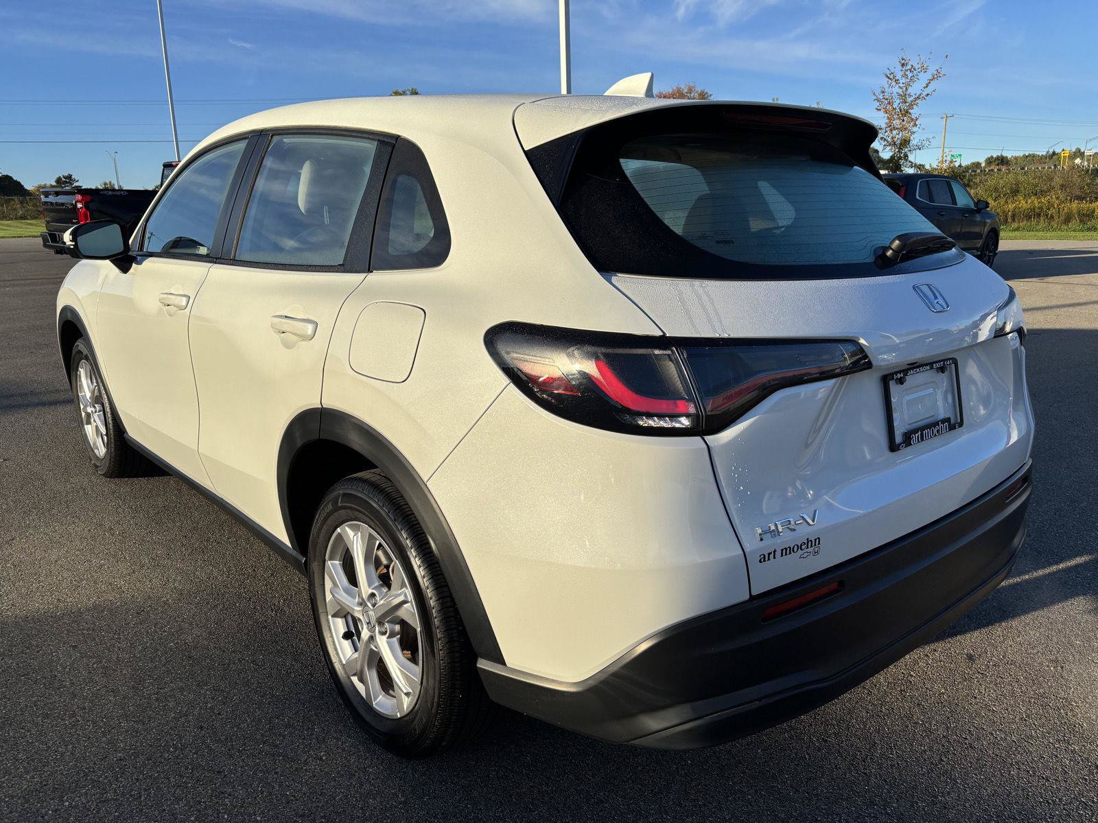 Used 2024 Honda HR-V LX image 3