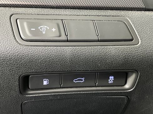 Used 2017 Hyundai Sonata Sport w/ Value Edition Package 02 image 24