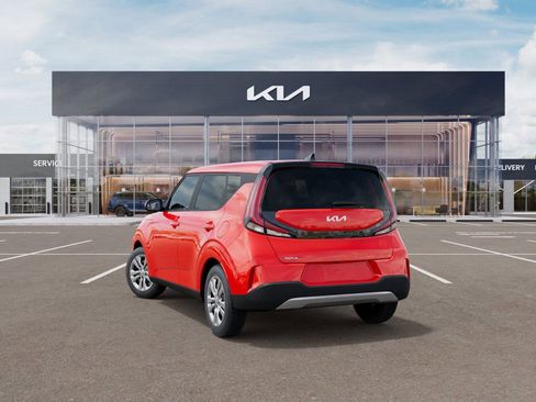 New 2025 Kia Soul LX image 4