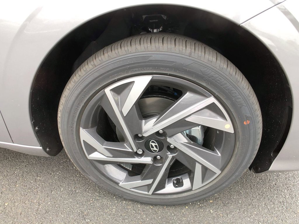 Certified 2026 Hyundai Elantra Hybrid FWD image 10