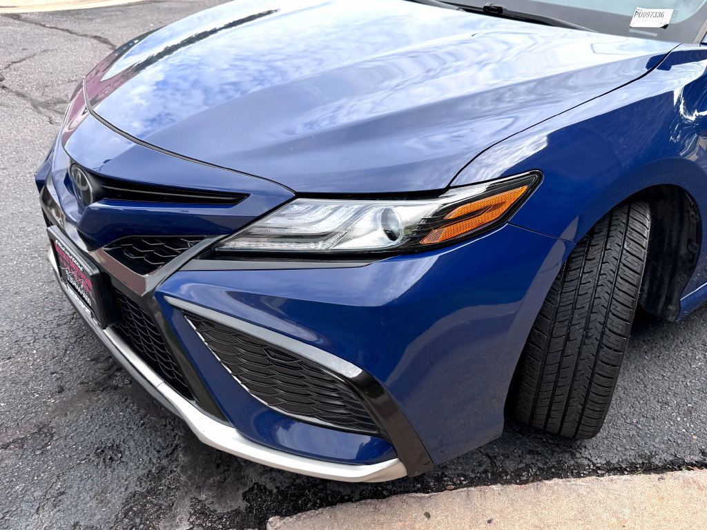 Used 2023 Toyota Camry XSE FWD image 5
