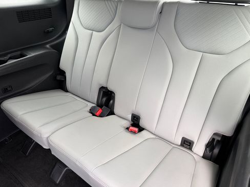 Used 2024 Hyundai Palisade SEL image 27