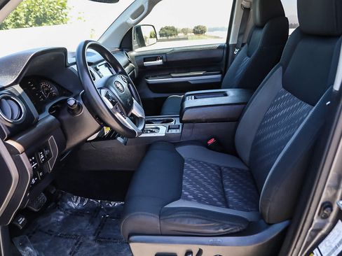 Used 2021 Toyota Tundra SR5 w/ SR5 Upgrade Package RWD image 17