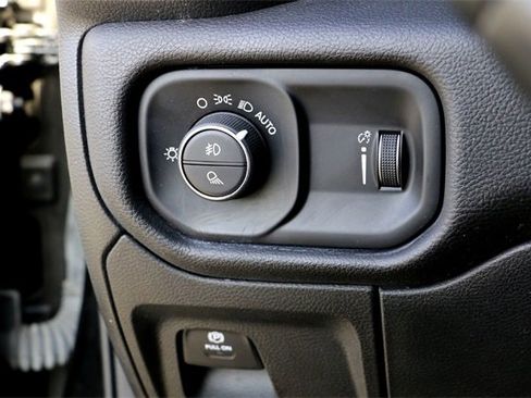 Used 2023 RAM 1500 Lone Star image 21