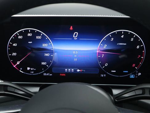 Used 2026 Mercedes-Benz GLC 300 4MATIC image 33