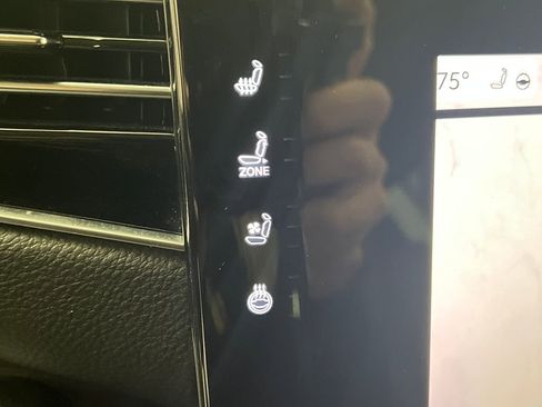 Used 2024 Jeep Wagoneer Series II w/ Flexible Seating Group image 59