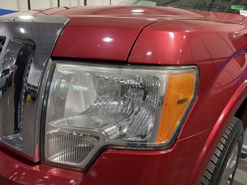 Used 2012 Ford F150 Lariat w/ Lariat Chrome Pkg image 21