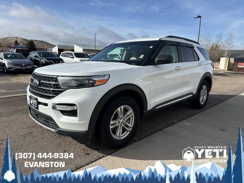 Used 2022 Ford Explorer XLT w/ Equipment Group 202A image 7