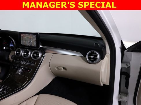 Used 2016 Mercedes-Benz C 300 4MATIC Sedan image 51