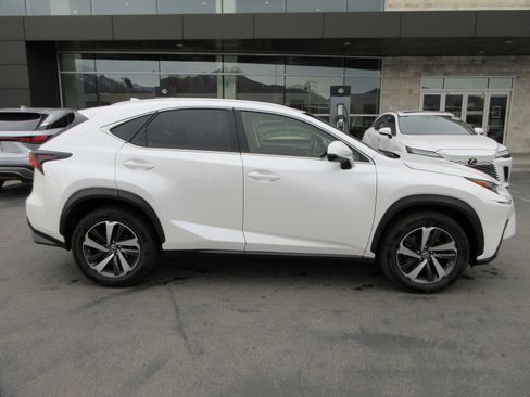 Used 2018 Lexus NX 300 AWD image 11