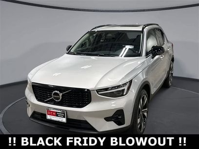 Used 2023 Volvo XC40 B5 Ultimate w/ Protection Package Premier