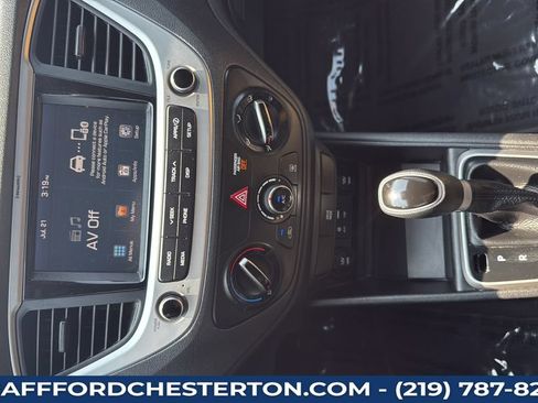 Used 2021 Hyundai Accent SEL FWD image 19