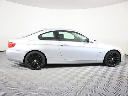 Used 2011 BMW 328i xDrive Coupe AWD/4WD image 7