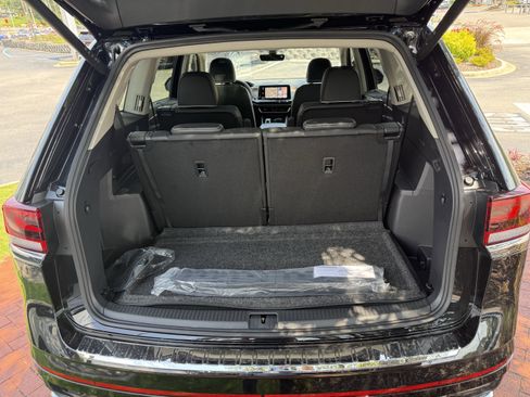 New 2026 Volkswagen Atlas SEL Premium R-Line AWD/4WD image 10