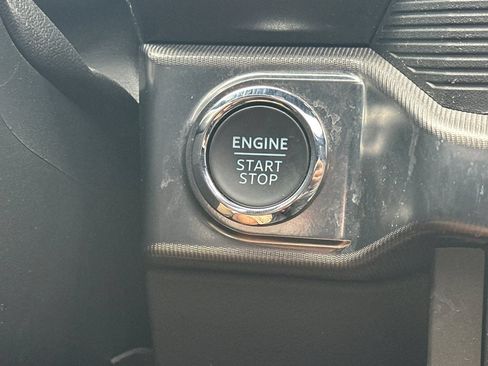 Used 2025 Ford F150 Lariat w/ Equipment Group 502A High AWD/4WD image 20