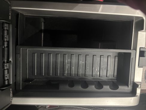 Used 2014 Ford F150 Lariat w/ Lariat Chrome Package image 18