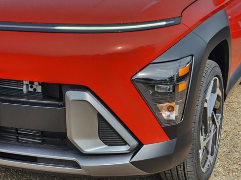 New 2026 Hyundai Kona SEL Premium image 5