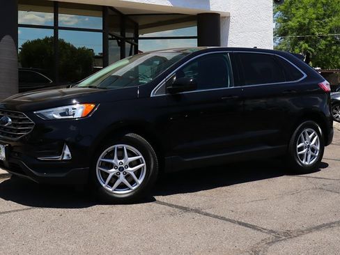 Used 2021 Ford Edge SEL w/ Cargo Accessory Package AWD/4WD image 3