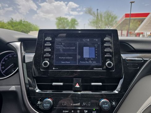 Used 2023 Toyota Camry LE FWD image 21