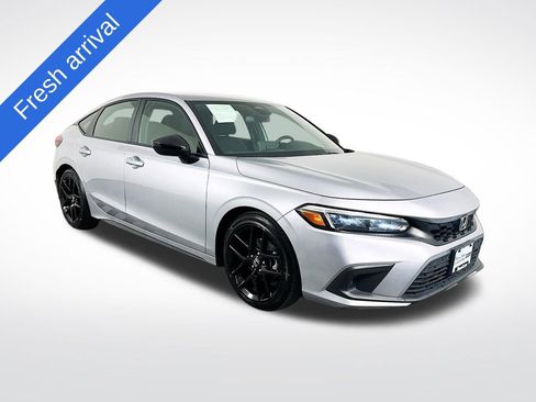 Used 2024 Honda Civic Sport image 1