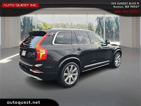 Used 2017 Volvo XC90 T6 Inscription w/ Luxury Package image 5