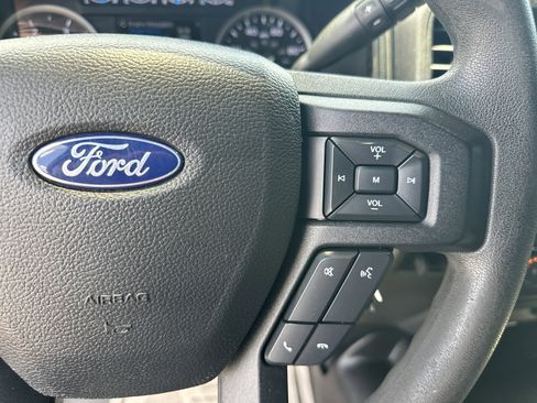 Used 2017 Ford F250 XL w/ Power Equipment Group AWD/4WD image 26