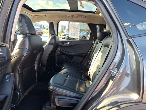 Certified 2020 Ford Escape SE Sport image 10