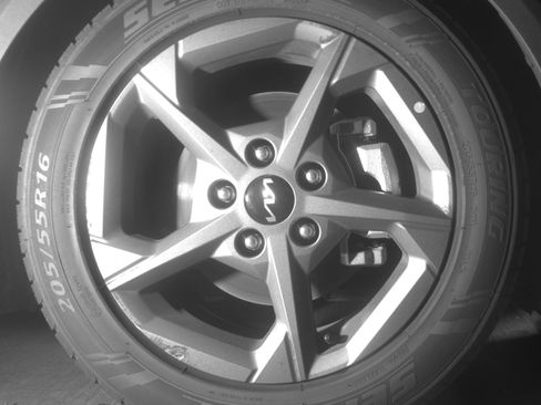 Used 2025 Kia K4 FWD image 13
