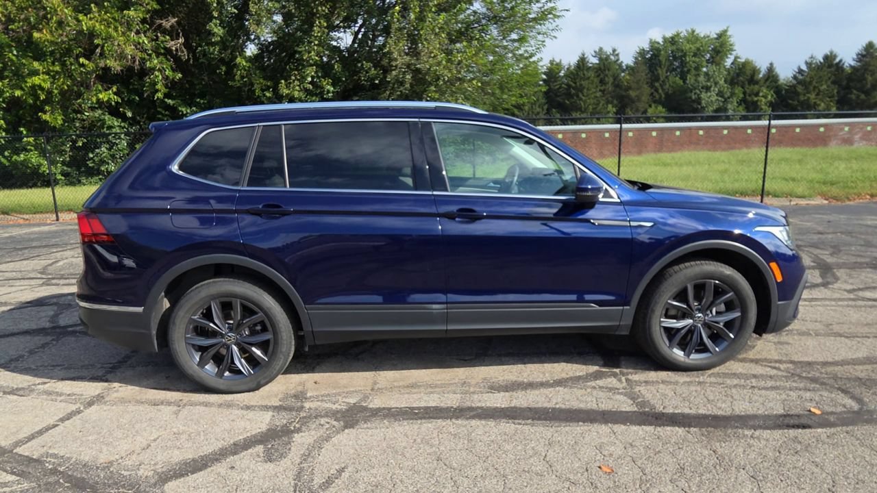 Used 2023 Volkswagen Tiguan SE FWD image 9