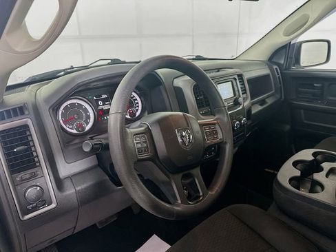 Used 2018 RAM 1500 Express w/ Express Value Package image 10