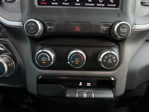Used 2020 RAM 1500 Lone Star RWD image 19