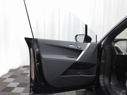 New 2026 BMW iX xDrive60 w/ M Sport Package image 4