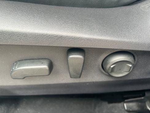 Certified 2025 Subaru Outback Premium w/ Popular Package #1A image 19