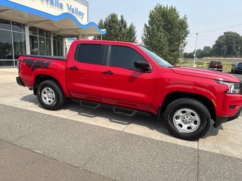 Used 2022 Nissan Frontier S w/ Technology Package AWD/4WD image 2