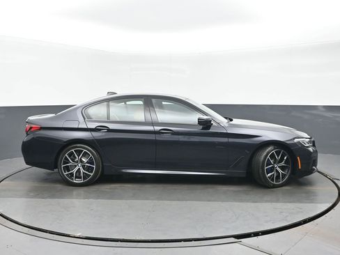 Used 2023 BMW 540i xDrive w/ M Sport Package image 2