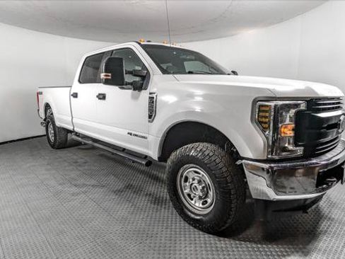Used 2019 Ford F250 XL w/ Power Equipment Group AWD/4WD image 11