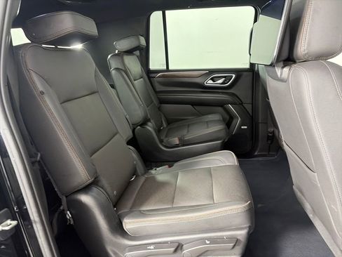 Used 2021 Chevrolet Suburban High Country image 30