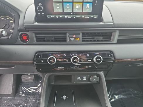 New 2025 Honda Pilot TrailSport image 21