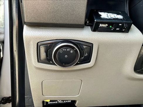 Used 2019 Ford F450 XL w/ XL Decor Group RWD image 14