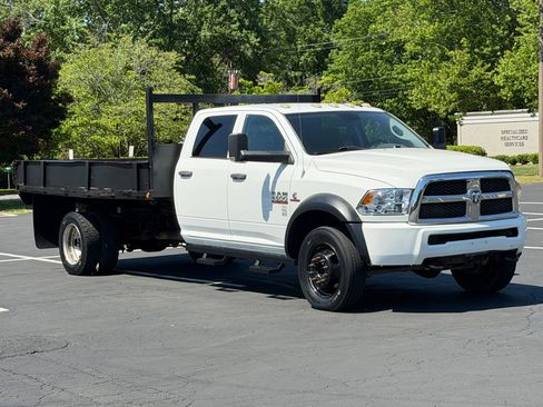 Used 2014 RAM 4500 Tradesman w/ Chrome Appearance Group AWD/4WD image 6