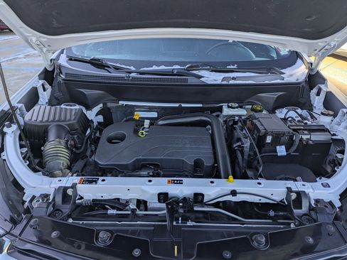 Used 2023 Chevrolet Equinox RS image 32