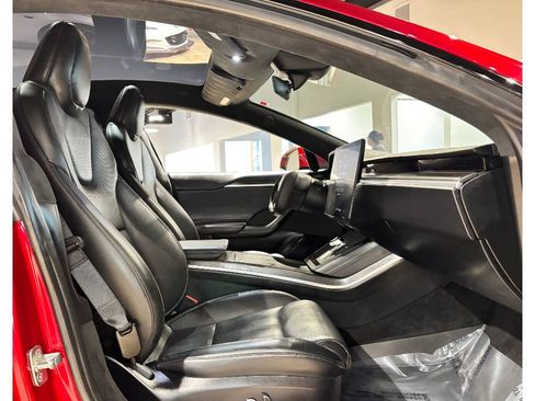 Used 2024 Tesla Model S Plaid image 22