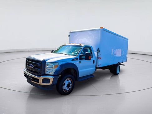 Used 2015 Ford F550 2WD Regular Cab Super Duty image 1