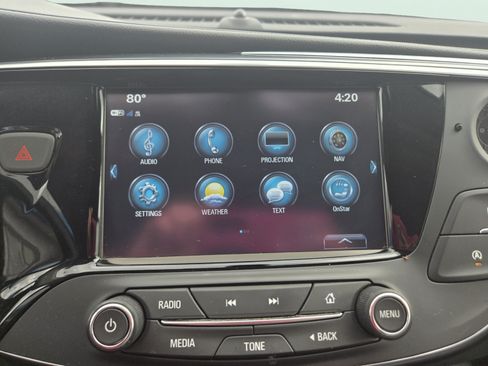 Used 2020 Buick Envision Essence AWD/4WD image 18
