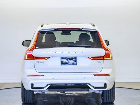 Certified 2025 Volvo XC60 T8 Plus w/ Protection Package Premier image 3
